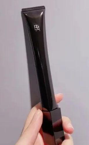 皱眼霜决赛圈十大品牌跟着选不迷路OG真人抗皱眼霜排行榜前十强！抗(图3)